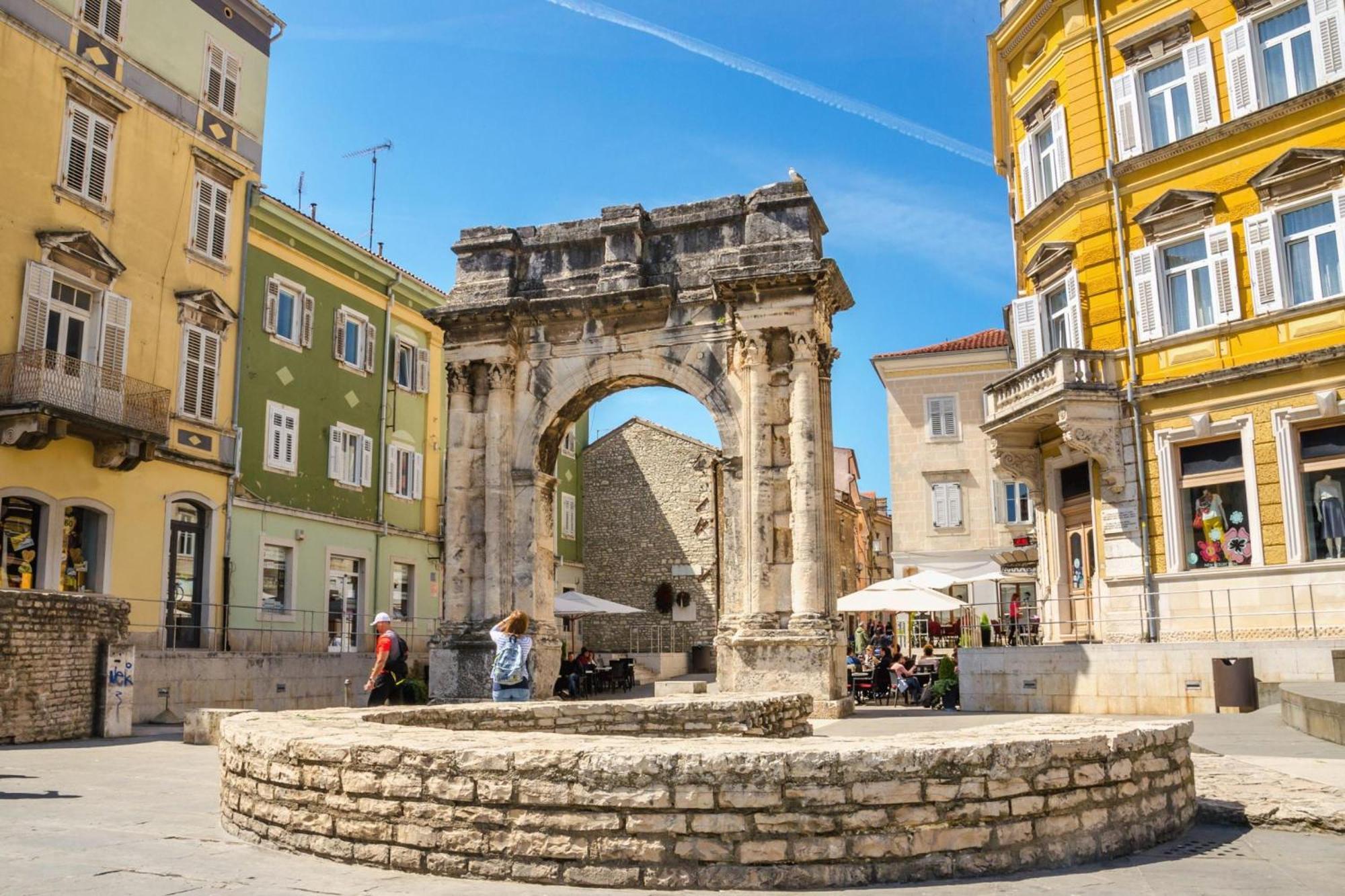 Apartman Royal Centar - Happy Pula