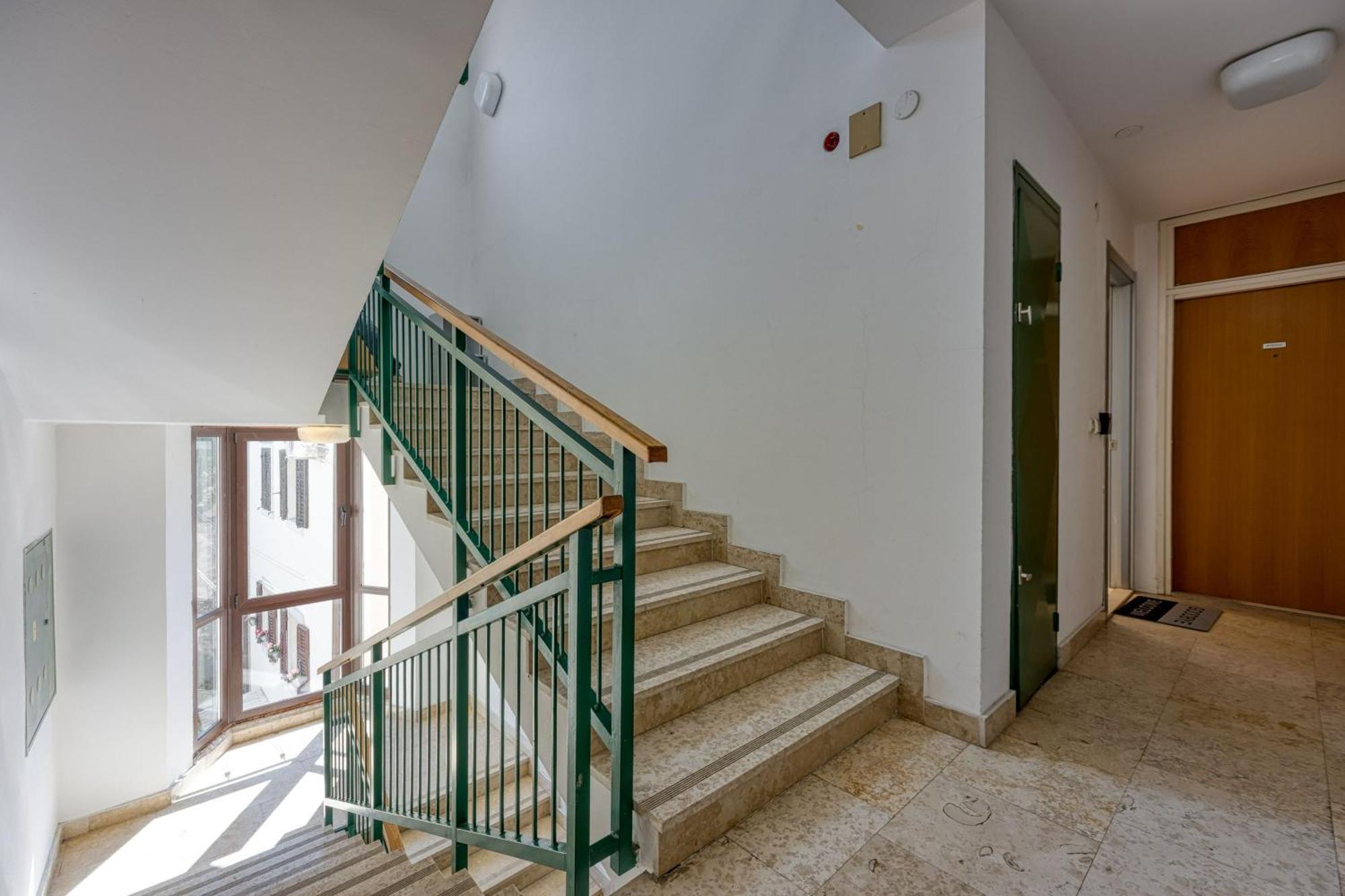 Royal Centar - Happy Apartman Pula